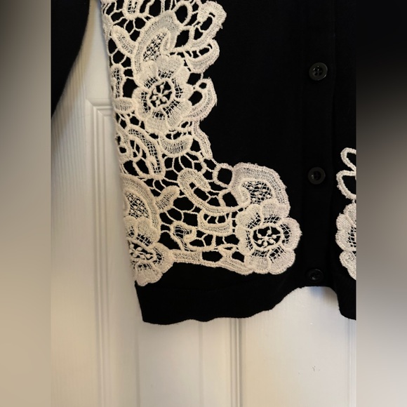 Alice + Olivia Cherrie Lace Embroidered Button Front Cardigan - Picture 8 of 9